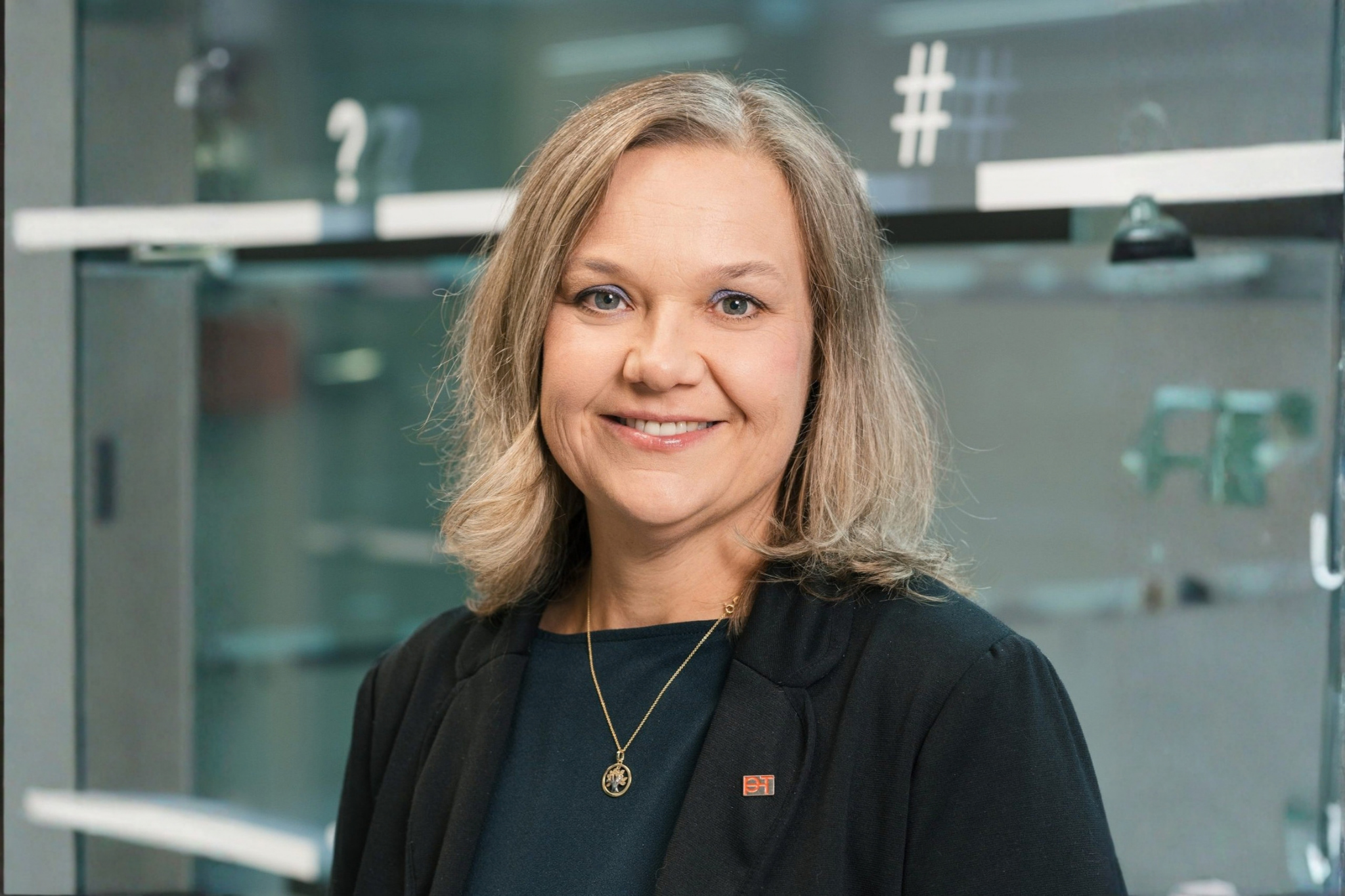 HS-Prof. Mag. Dr. Silvia Pixner